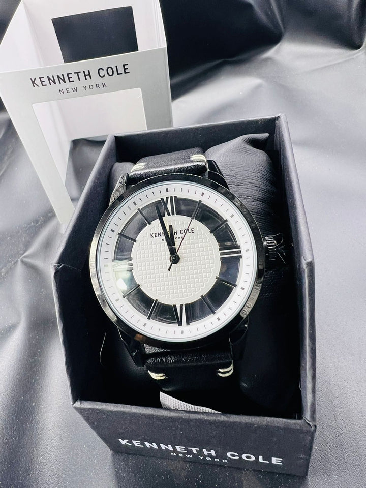 SUBASTA Kenneth Cole New York Blanco/Negro - Precio de lista: $2579.76