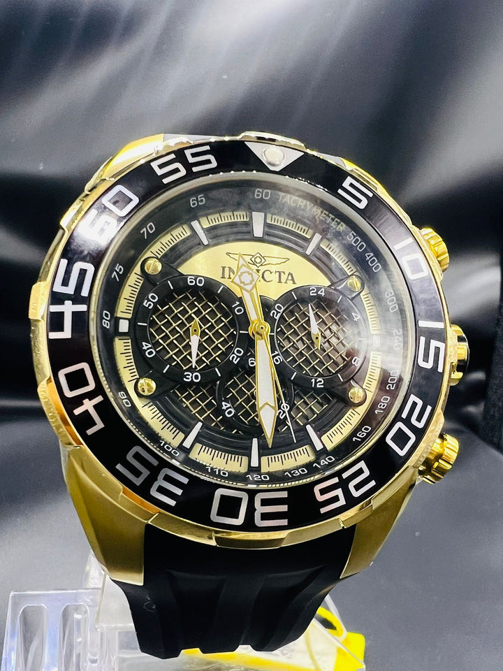 Subasta de Reloj Invicta speedway mens. Precio de lista: $3,999.