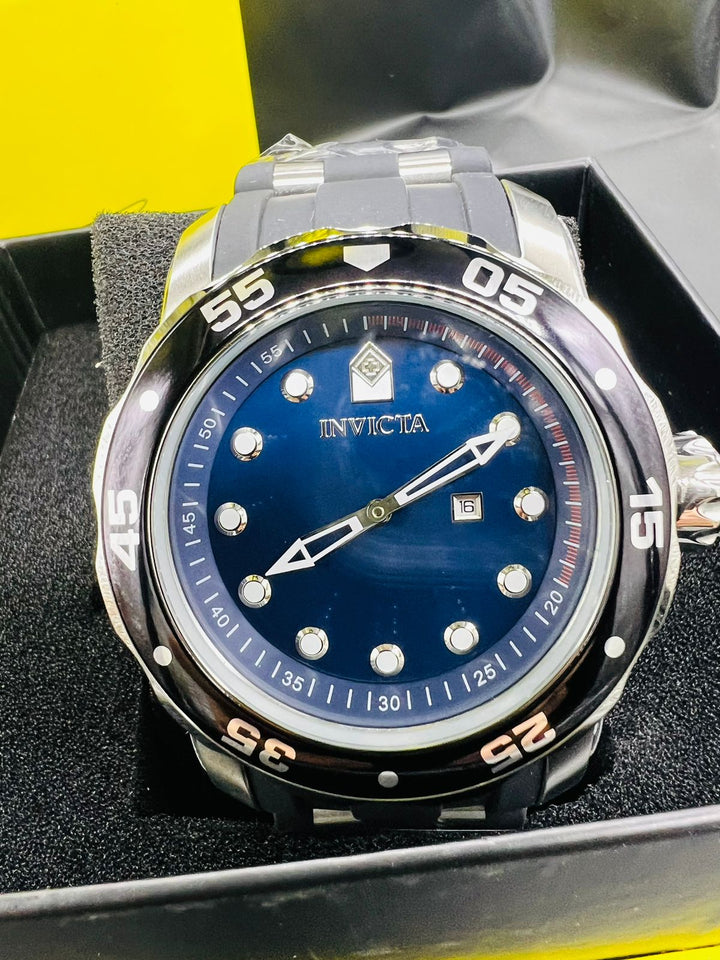 SUBASTA Invicta Pro Diver Negro/Plateado - Precio de lista: 2,800