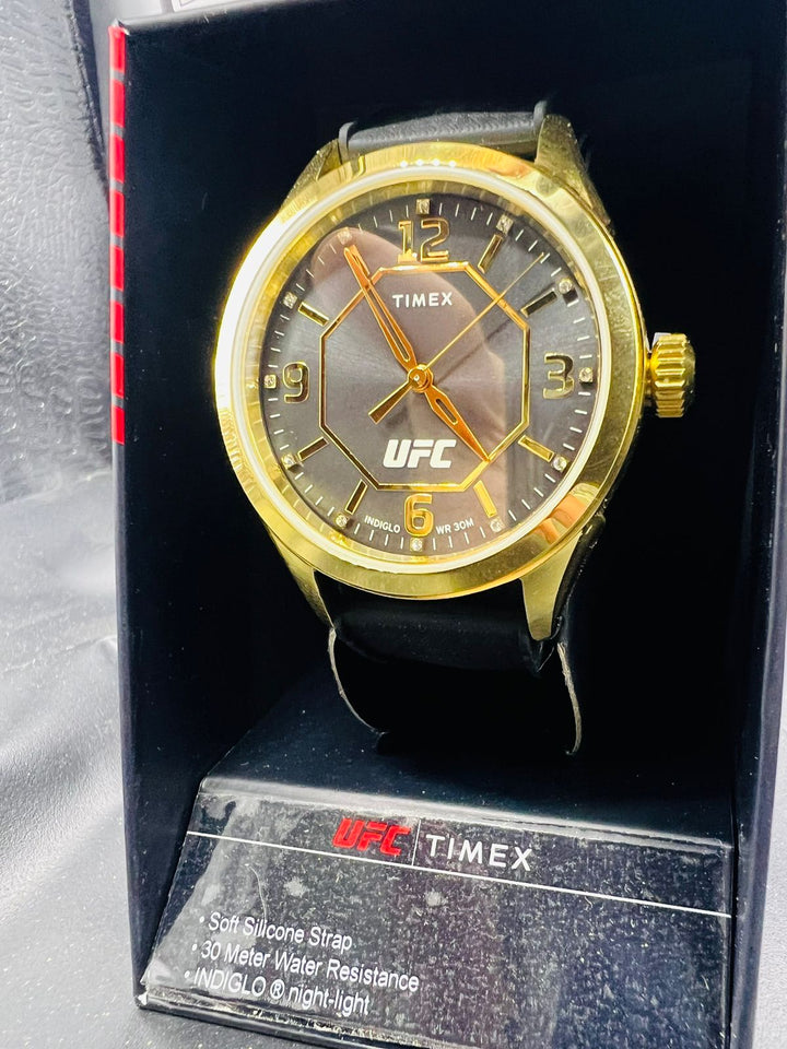 SUBASTA Timex UFC Athena Negro/Dorado - Precio de lista: $1642.01