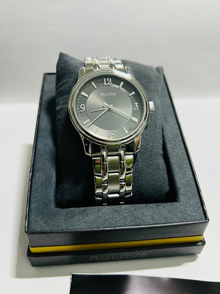 Reloj Bulova 96A307 - fotografía real
