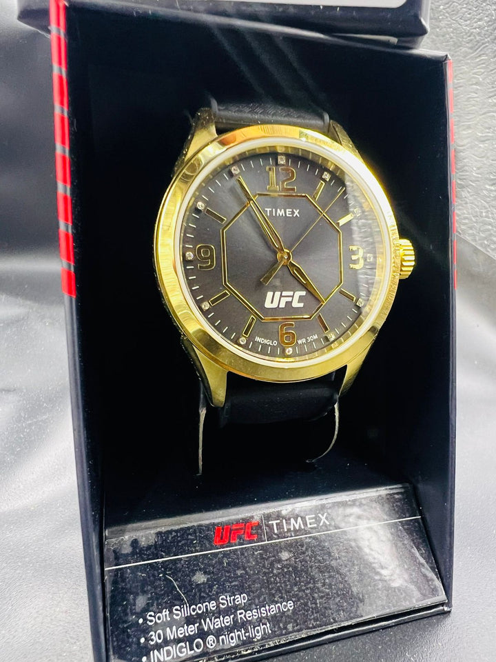 SUBASTA Timex UFC Athena Negro/Dorado - Precio de lista: $1642.01