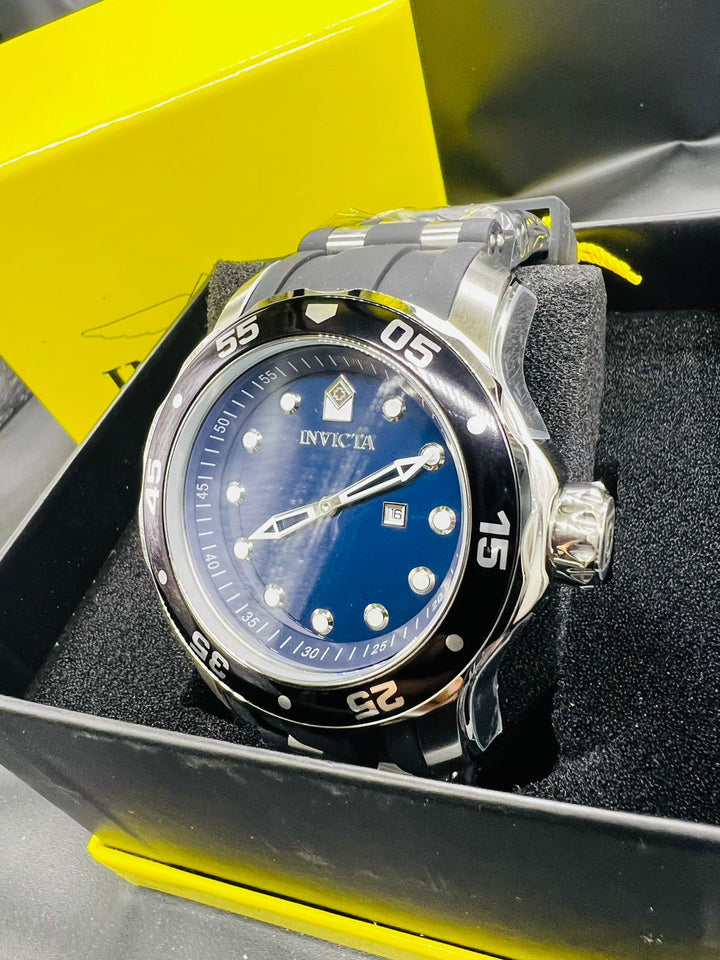 SUBASTA Invicta Pro Diver Negro/Plateado - Precio de lista: 2,800