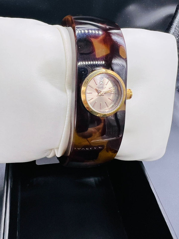 Subasta de Reloj Caravelle by bulova American, NUEVO fullset. Precio de lista: $2,600.