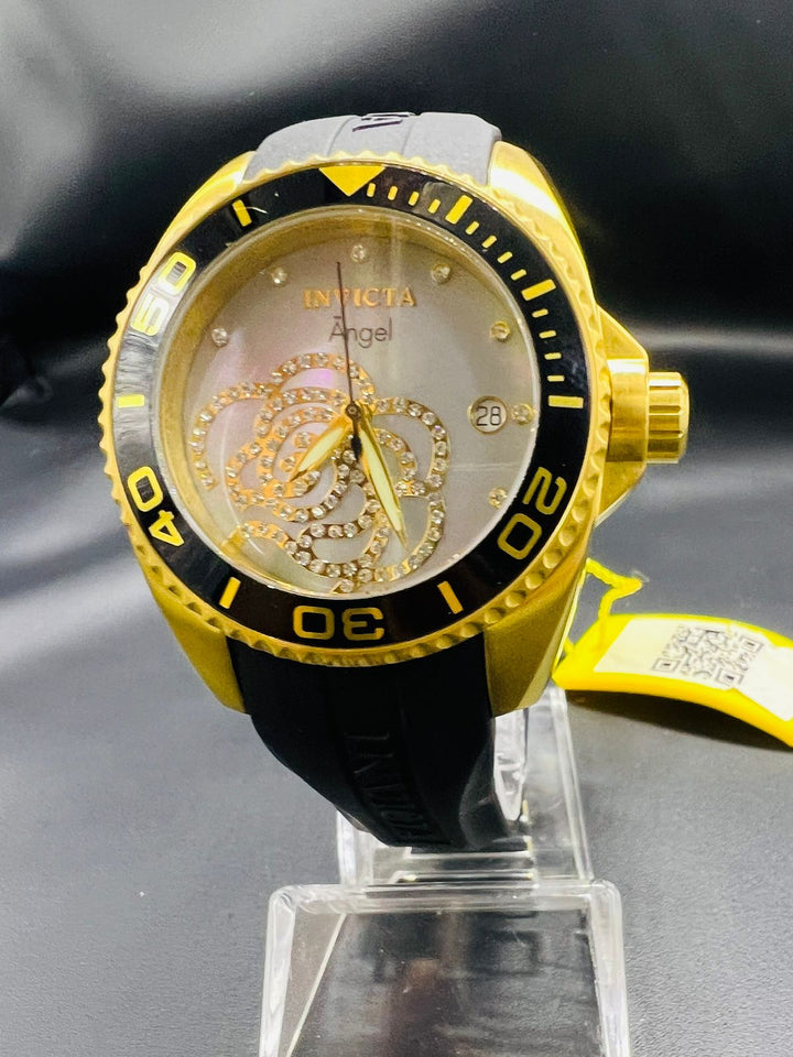 Subasta de Reloj Invicta Angel Black rubber Precio de lista: $2,900.