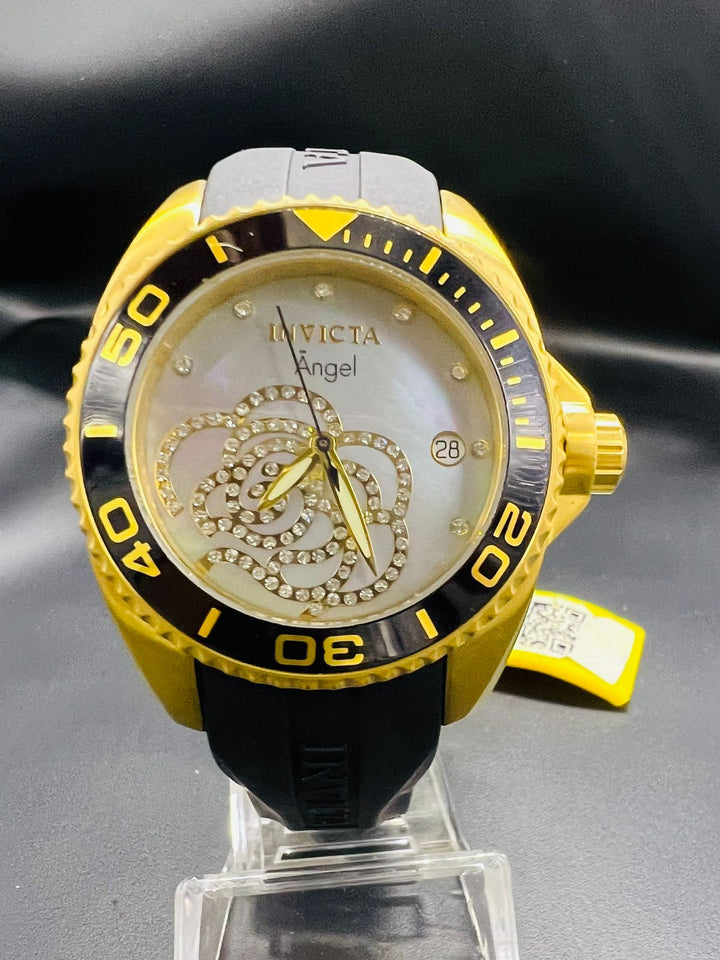 Subasta de Reloj Invicta Angel Black rubber Precio de lista: $2,900.