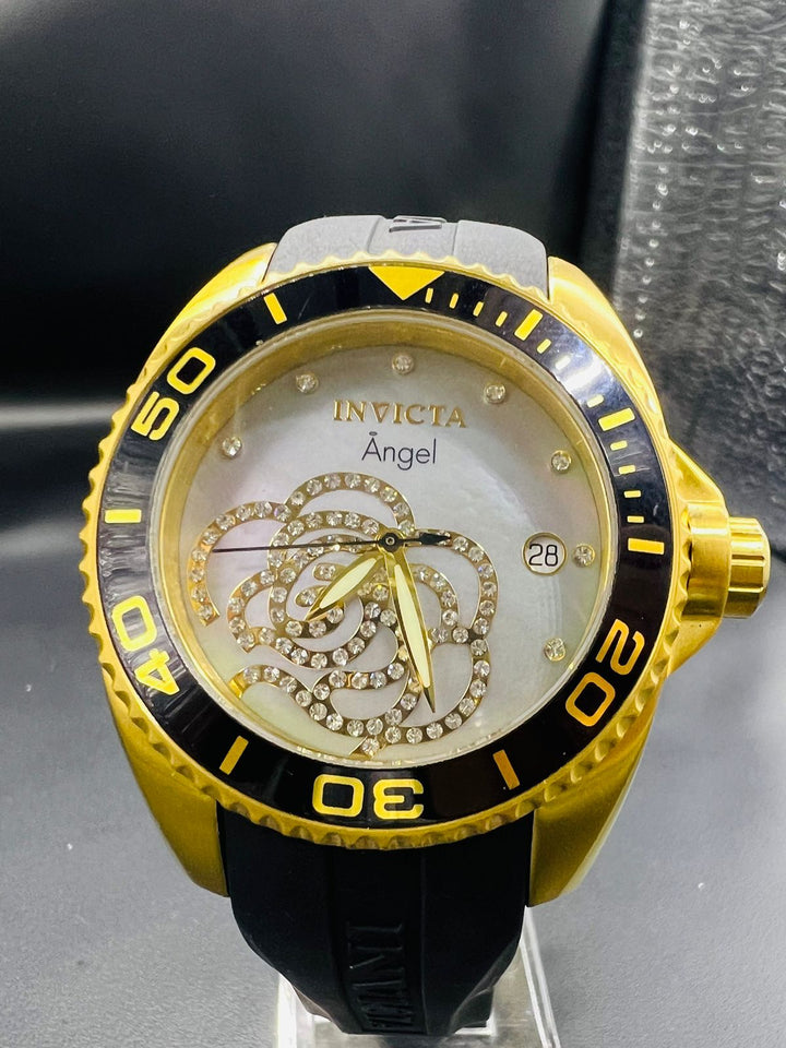 Subasta de Reloj Invicta Angel Black rubber Precio de lista: $2,900.