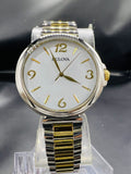 Subasta de Reloj Bulova dos tonos Quartz Ladies. Precio de lista: $4,500.